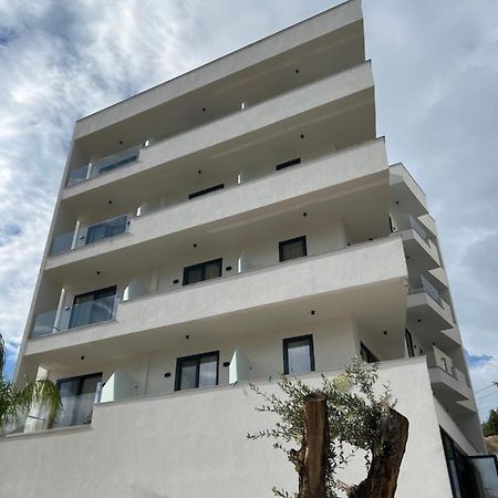 Hotel Onix Ksamil Exterior photo