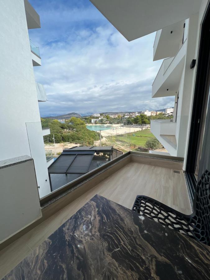 Hotel Onix Ksamil Exterior photo